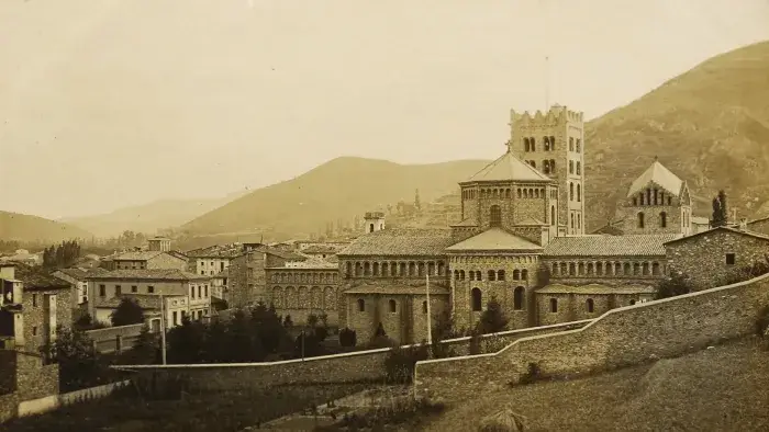 Monestir darrera 1